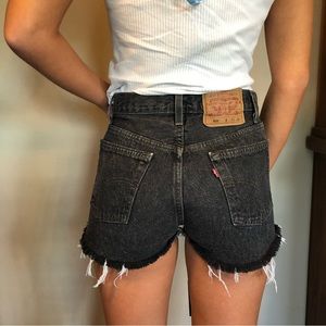 Levi’s 1994 Vintage 501 button fly W29 cutoffs
